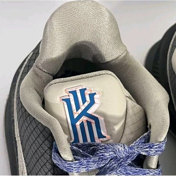 Nike Kyrie Low 4 Black Rattan Size 6 - Picture 9 of 15